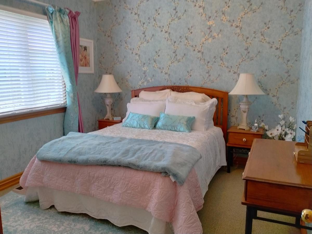 Amberly House Rotorua Bed & Breakfast Dış mekan fotoğraf