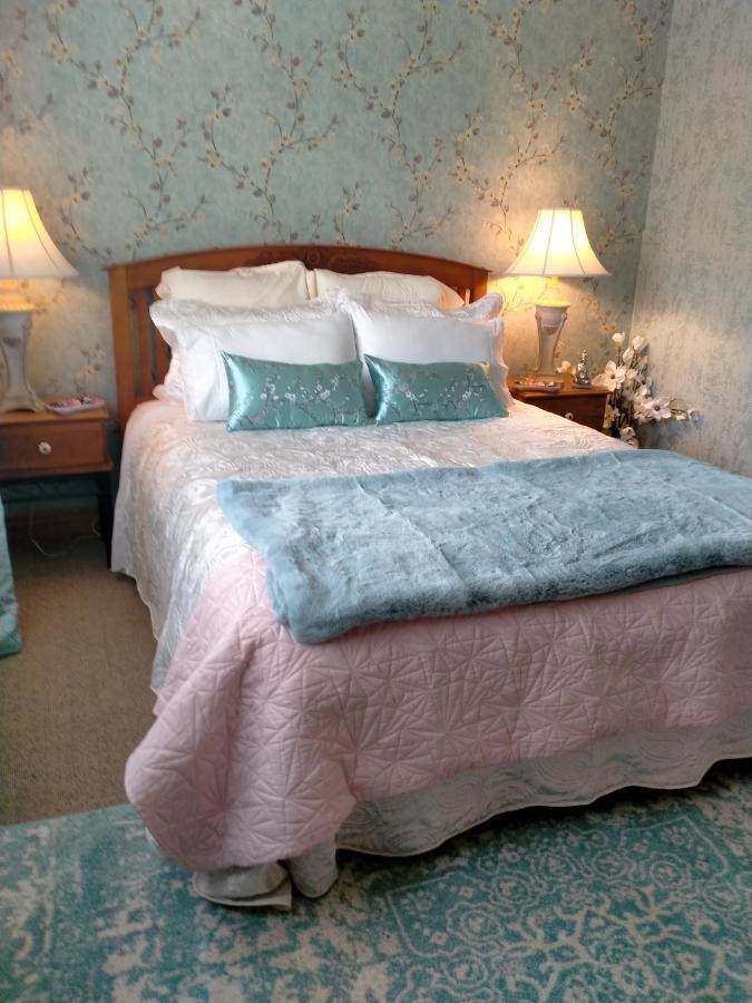 Amberly House Rotorua Bed & Breakfast Dış mekan fotoğraf
