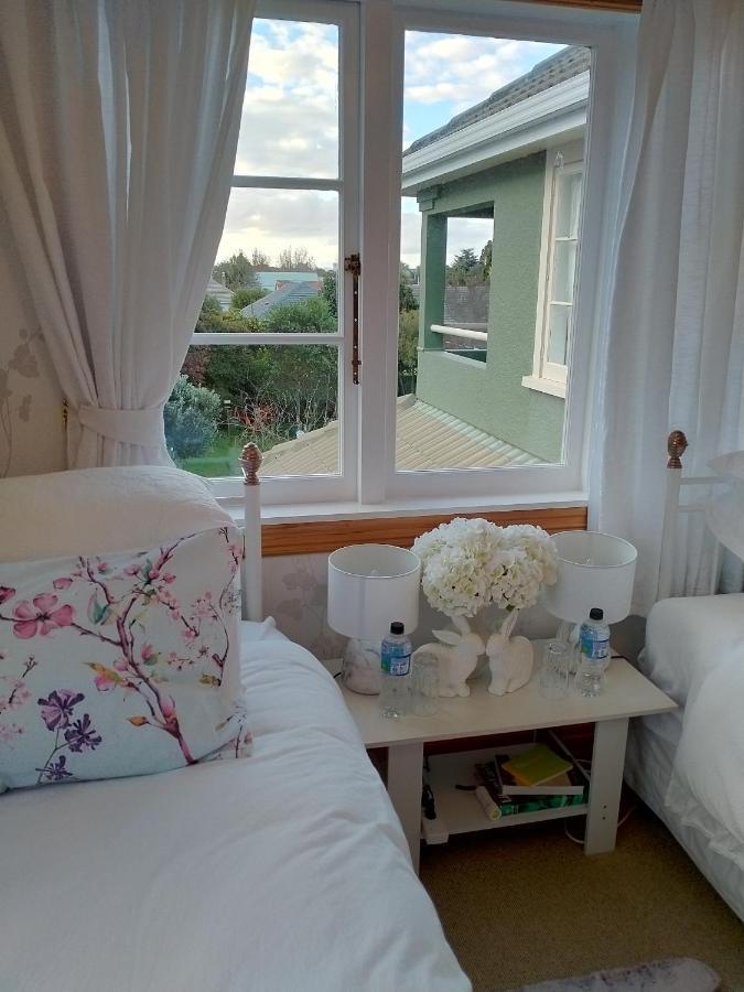 Amberly House Rotorua Bed & Breakfast Dış mekan fotoğraf