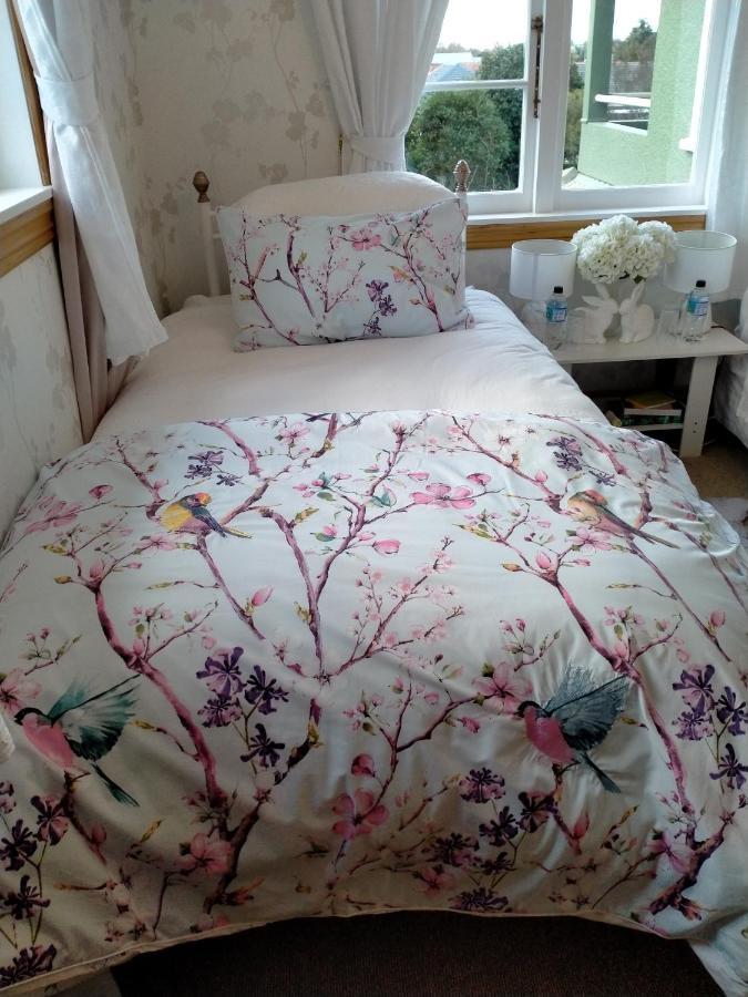 Amberly House Rotorua Bed & Breakfast Dış mekan fotoğraf