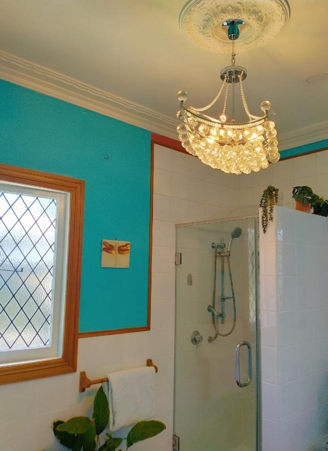 Amberly House Rotorua Bed & Breakfast Dış mekan fotoğraf